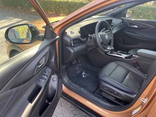 Used 2024 Buick Envista Sport Touring w/ Convenience I Package image 4