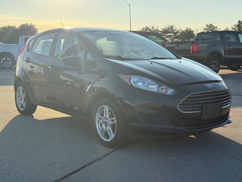 Used 2018 Ford Fiesta SE image 6