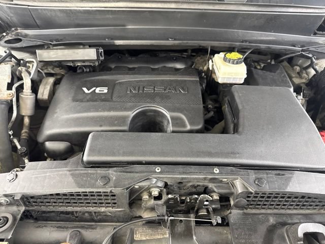 Used 2019 Nissan Pathfinder SV AWD/4WD image 17