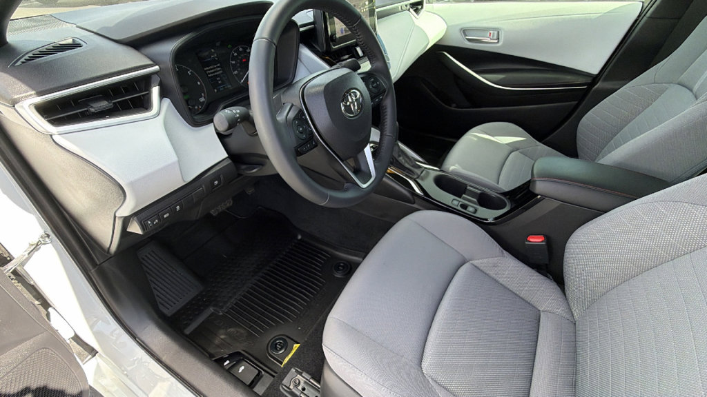 Certified 2025 Toyota Corolla SE w/ Convenience Package image 10