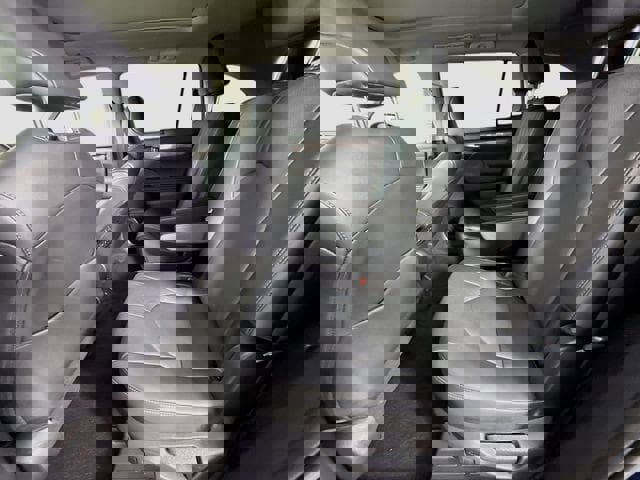 Used 2024 Toyota Highlander Platinum FWD image 24