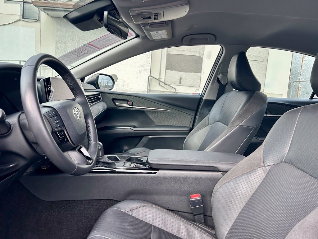 Certified 2025 Toyota Camry XLE FWD image 10