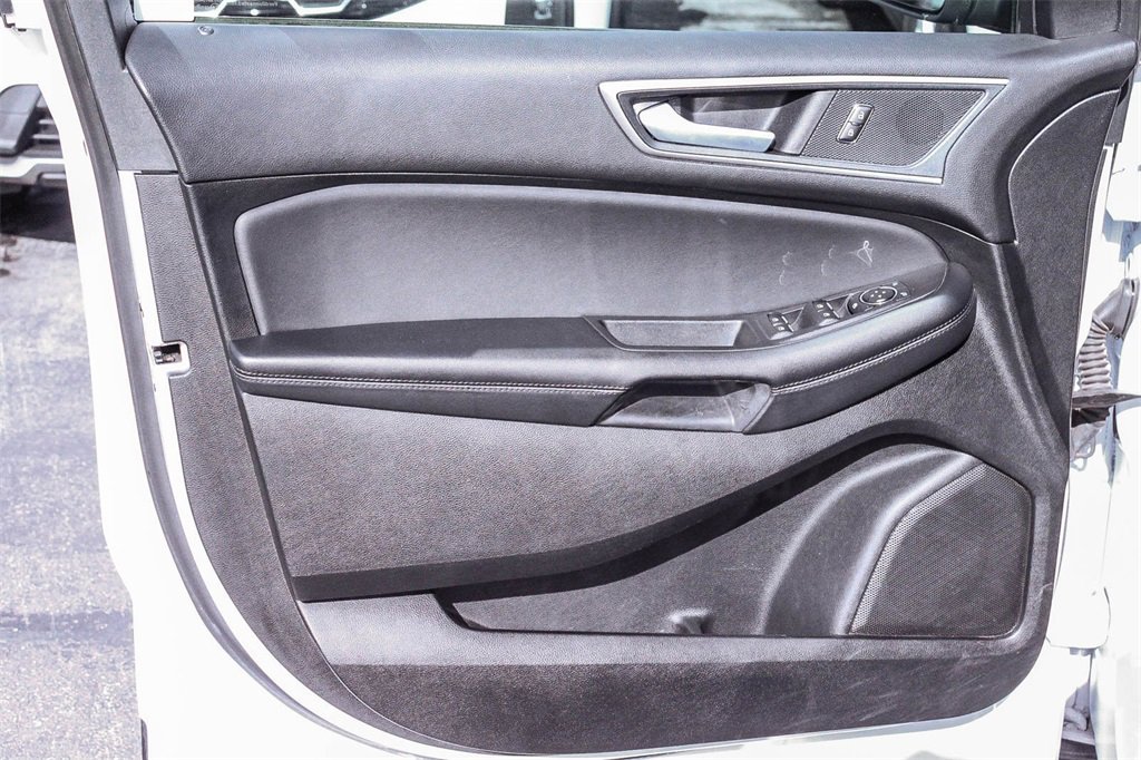 Used 2024 Ford Edge SEL image 26