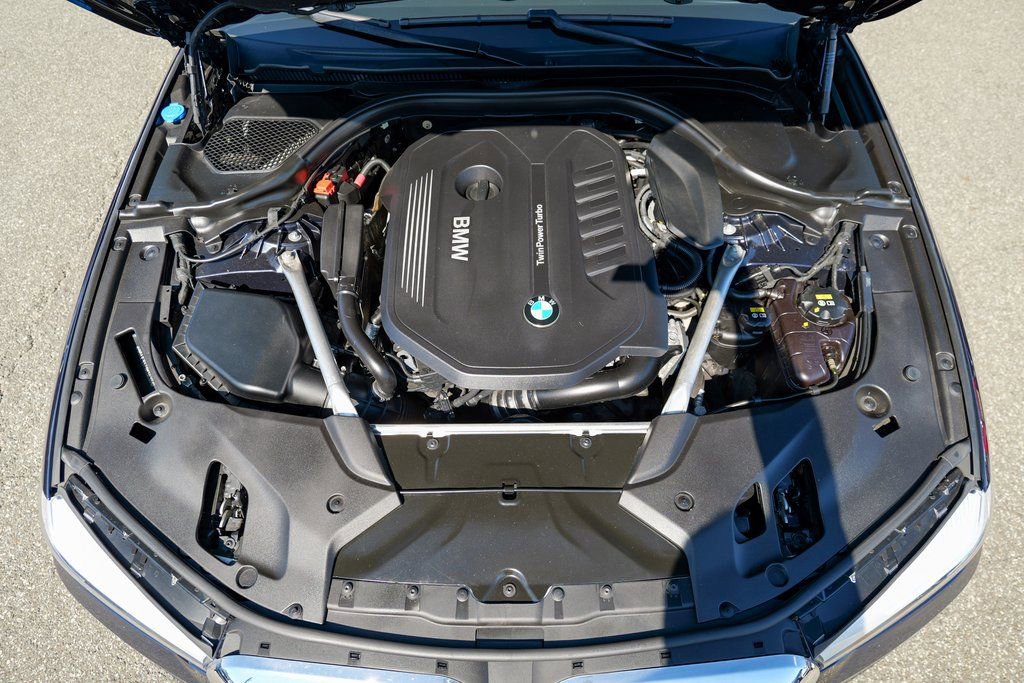 Used 2018 BMW 540i xDrive image 52