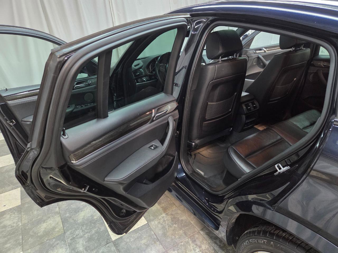 Used 2016 BMW X4 xDrive28i image 11