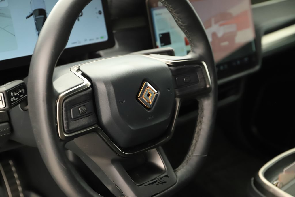 Used 2024 Rivian R1S Adventure AWD/4WD image 16