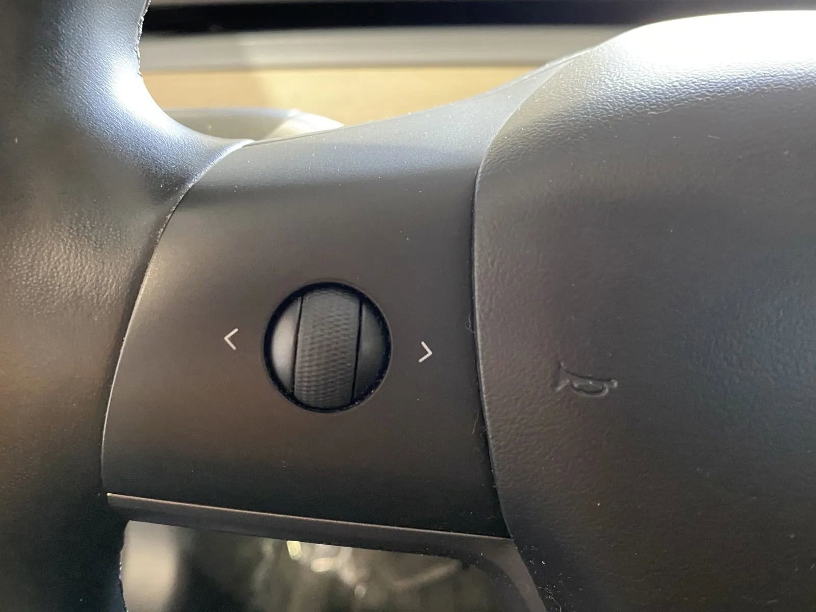 Used 2018 Tesla Model 3 Long Range RWD image 18