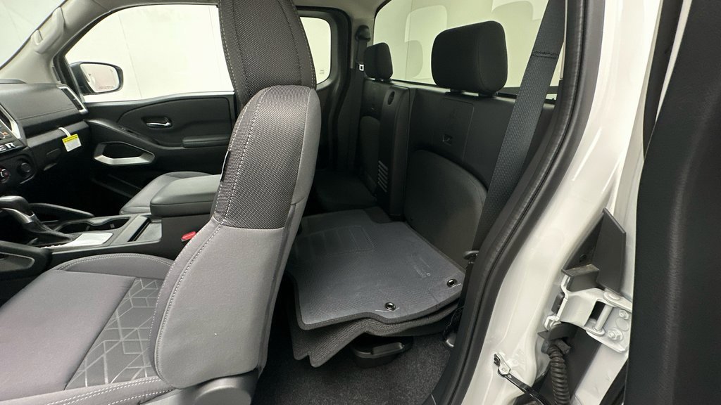 New 2026 Nissan Frontier SV w/ Tow Package image 7