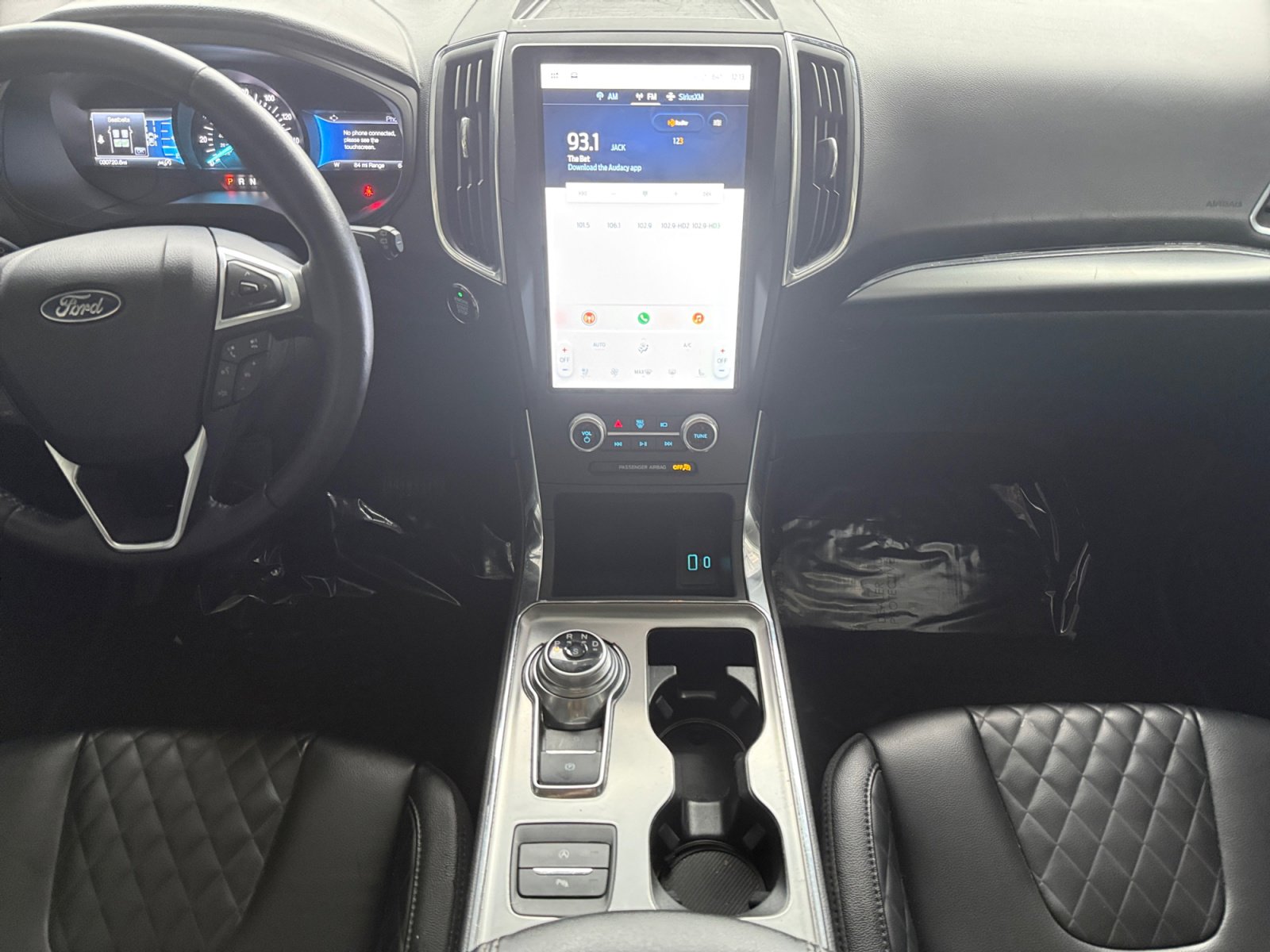 Used 2024 Ford Edge Titanium image 9