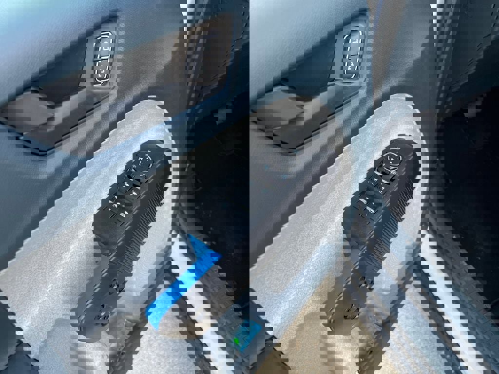 New 2026 Ford Maverick XLT w/ XLT Luxury Package image 12