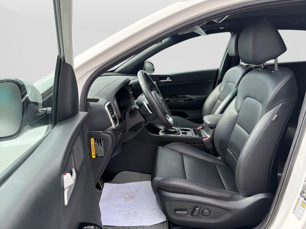 Used 2022 Kia Sportage Nightfall Edition w/ Nighfall AWD Premium Package image 15