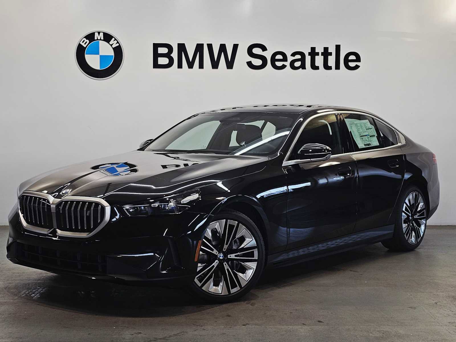 New 2026 BMW i5 eDrive40