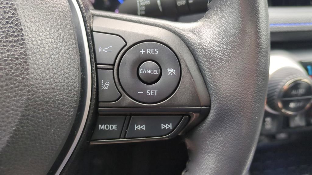 Used 2021 Toyota RAV4 XSE w/ XSE Grade Weather Package AWD/4WD image 21