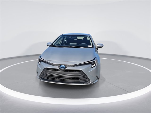 Used 2023 Toyota Corolla LE image 3