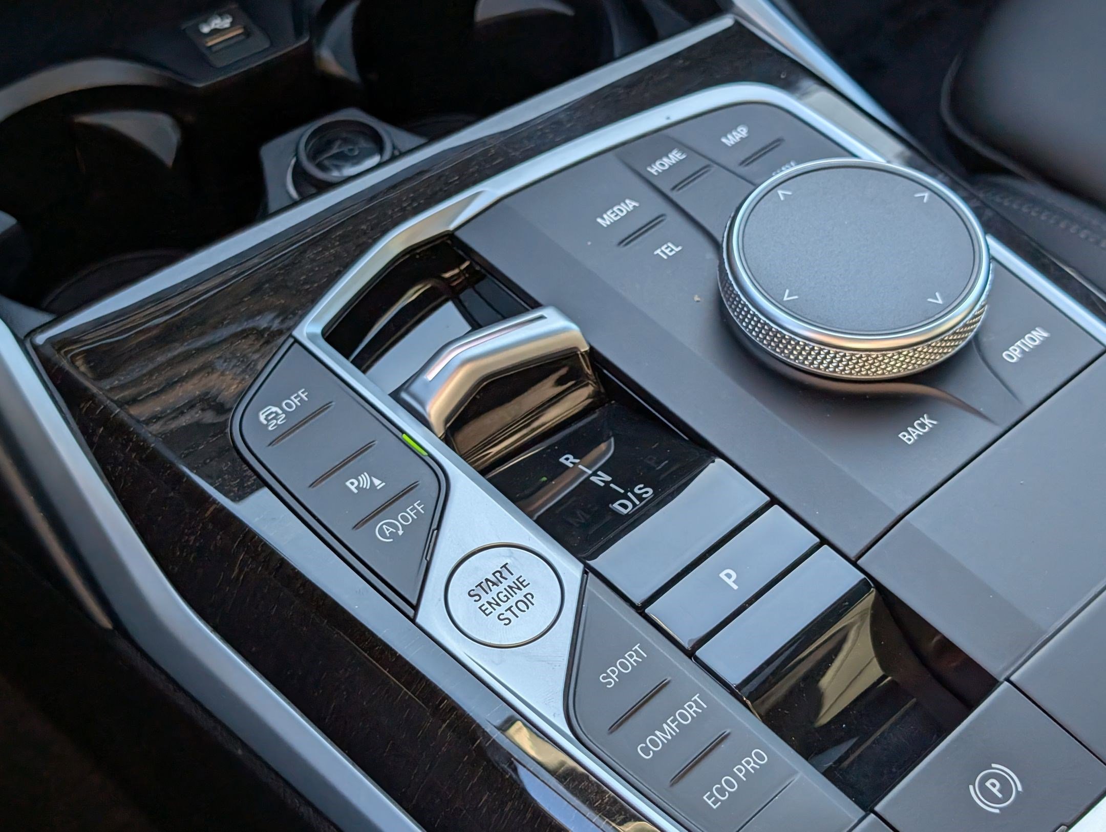 Certified 2024 BMW 330i Sedan w/ Premium Package image 24