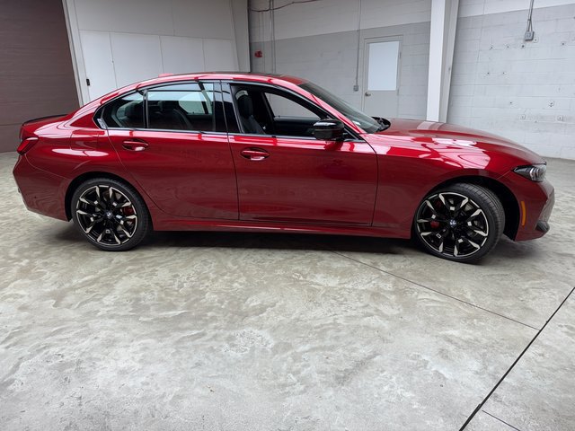 Used 2026 BMW 330i xDrive Sedan w/ M Sport Package AWD/4WD image 6