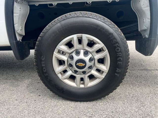 Used 2025 Chevrolet Silverado 2500 LT w/ Safety Package AWD/4WD image 11