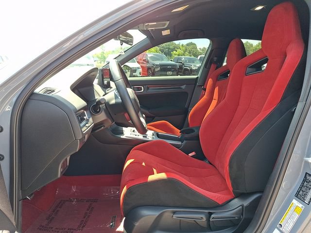 Used 2024 Honda Civic Type R image 2