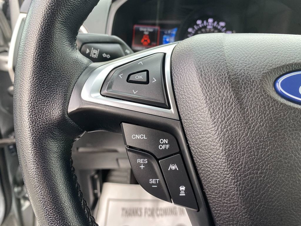 Used 2023 Ford Edge SEL image 16