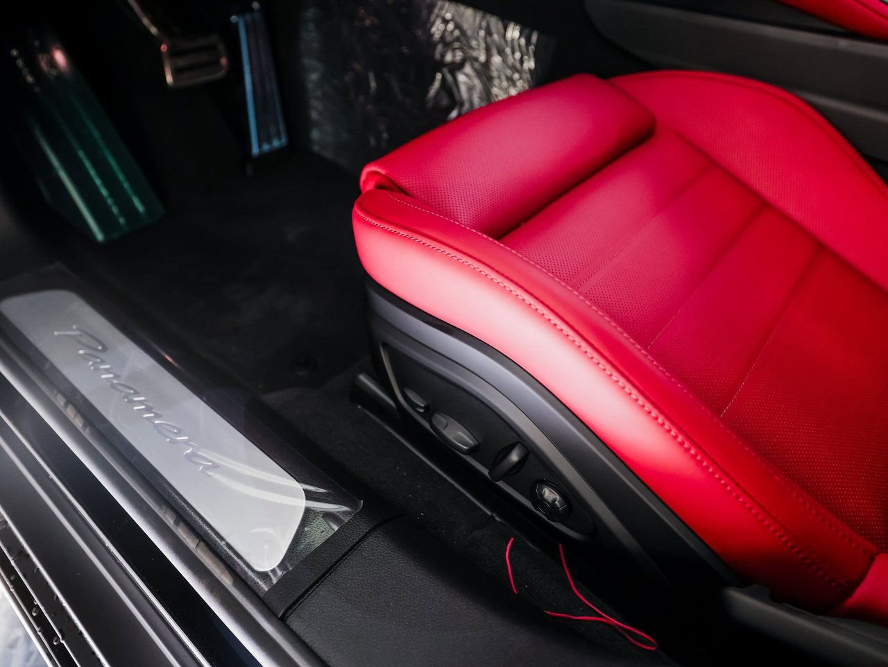 New 2026 Porsche Panamera image 14