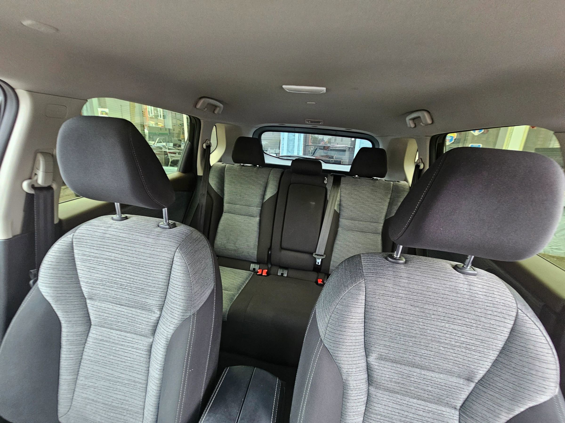Used 2023 Nissan Rogue SV image 14
