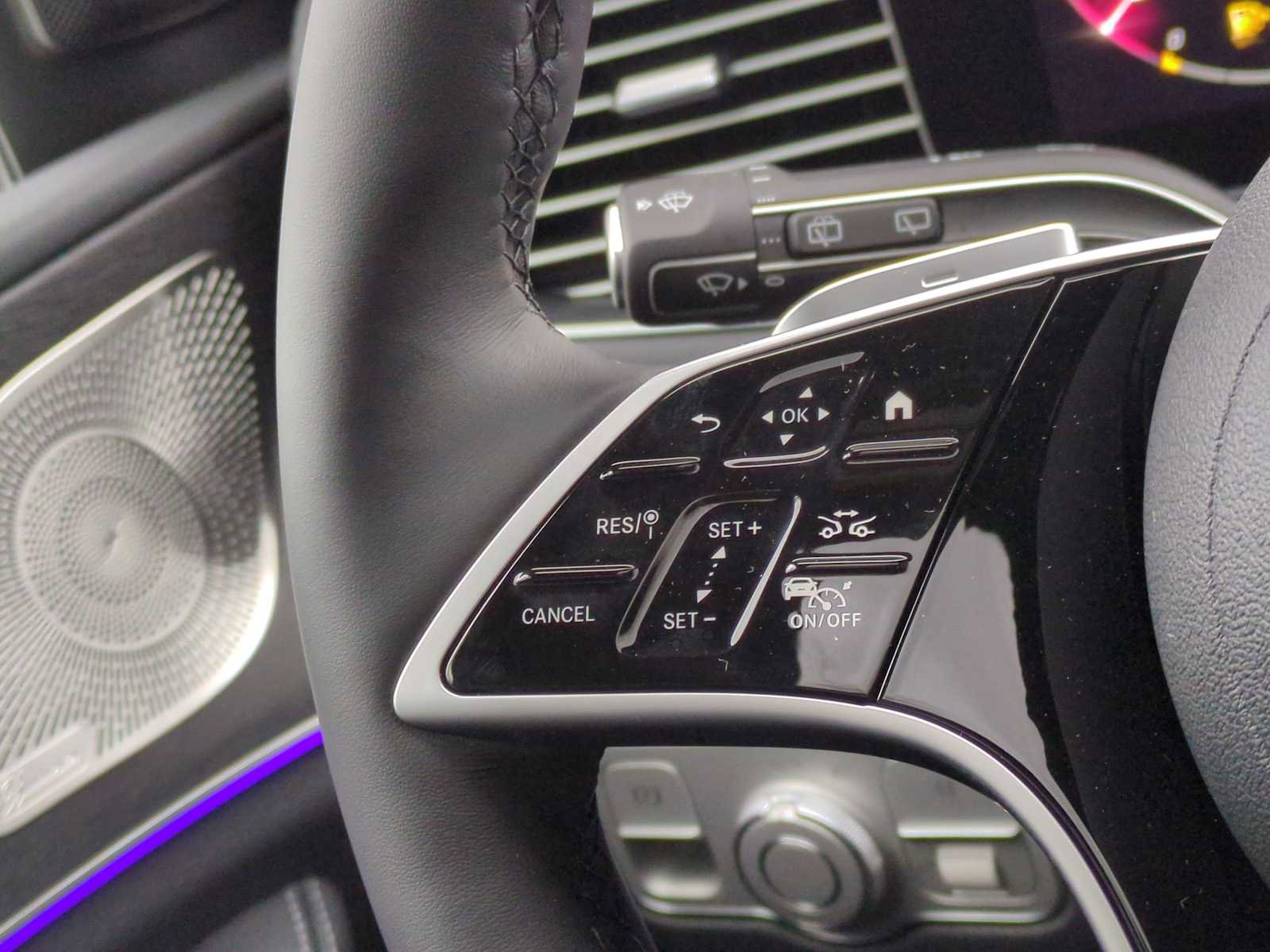 Used 2025 Mercedes-Benz GLS 450 4MATIC image 26