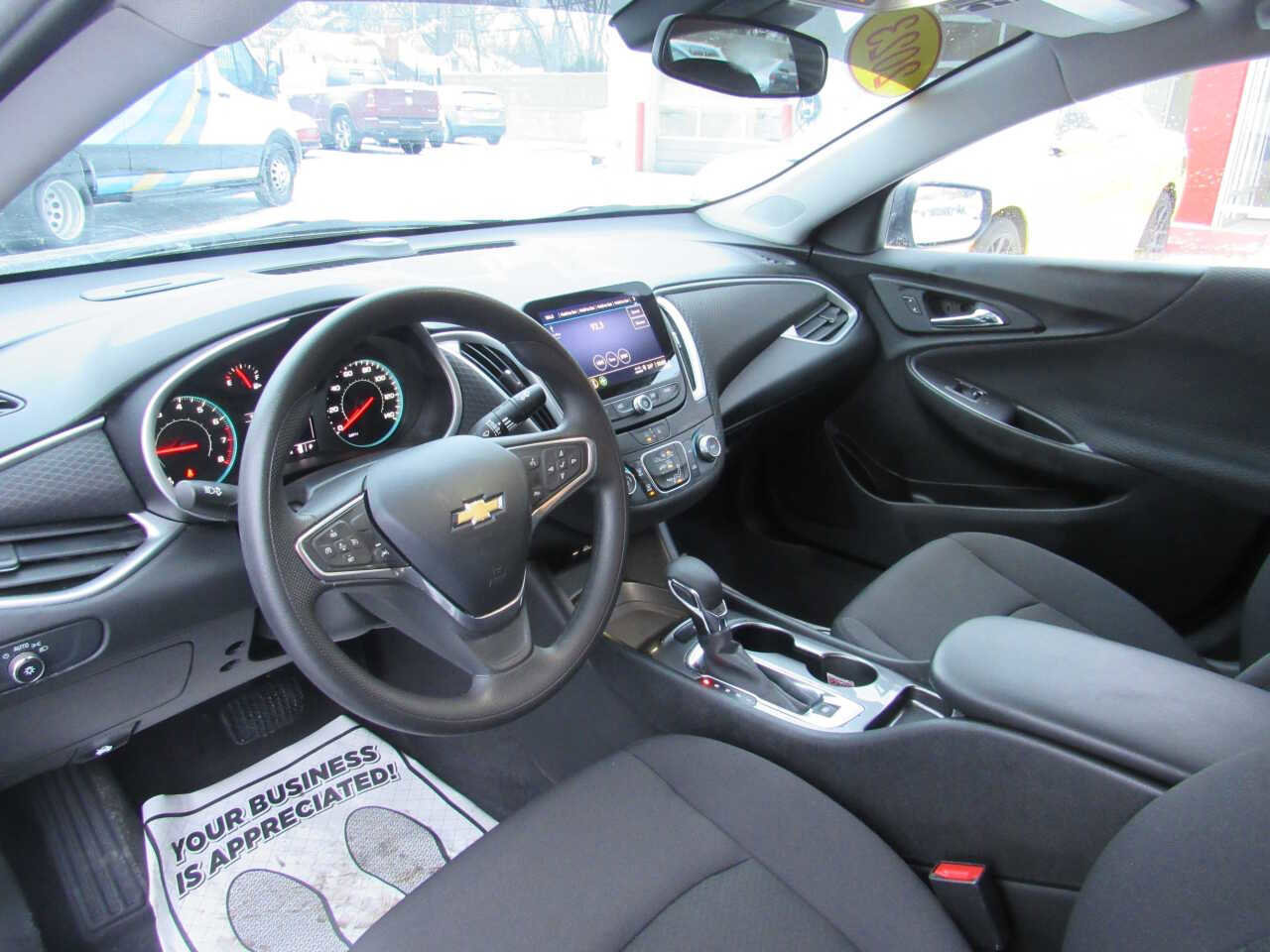 Used 2023 Chevrolet Malibu LS image 10