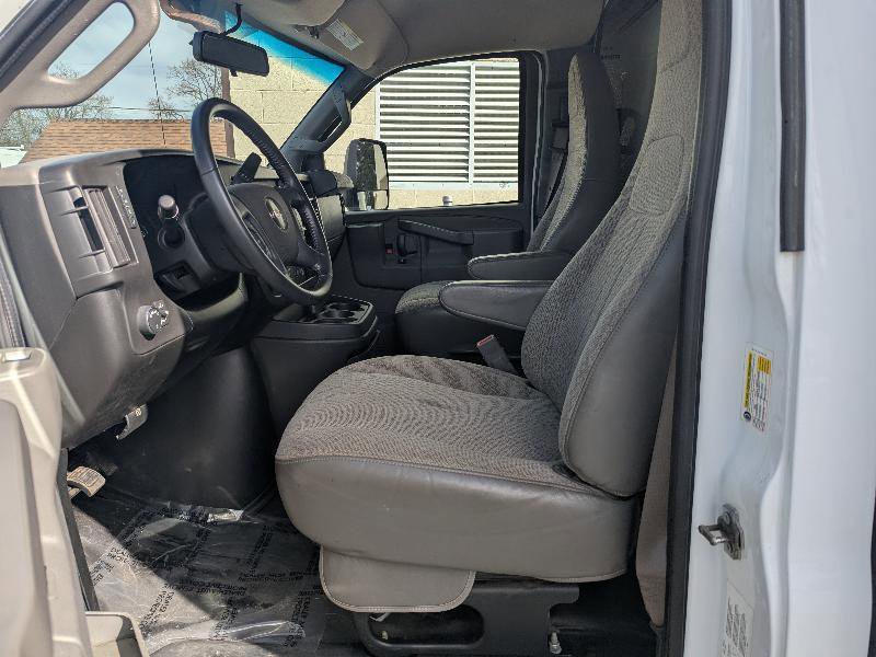 Used 2022 GMC Savana 3500 w/ Power Convenience Package image 21