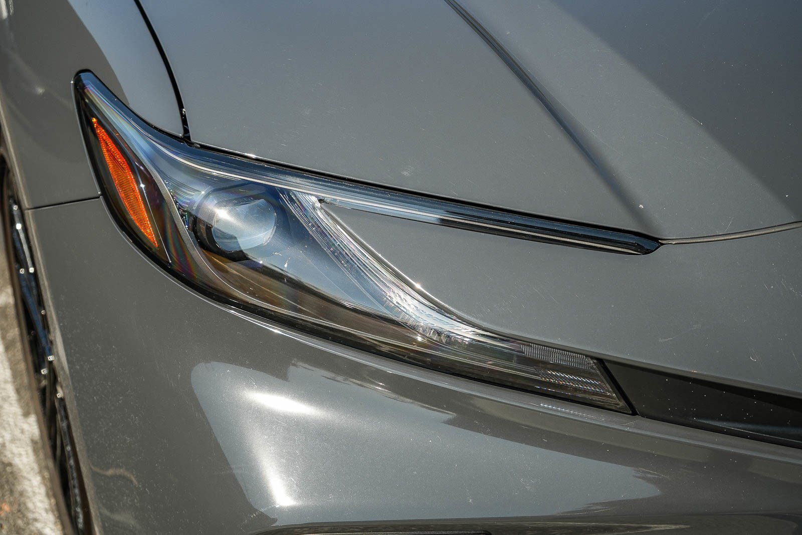 Used 2025 Toyota Camry SE FWD image 8