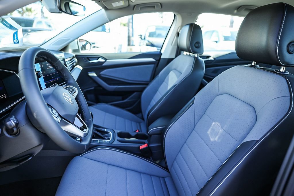 New 2026 Volkswagen Jetta SE image 30