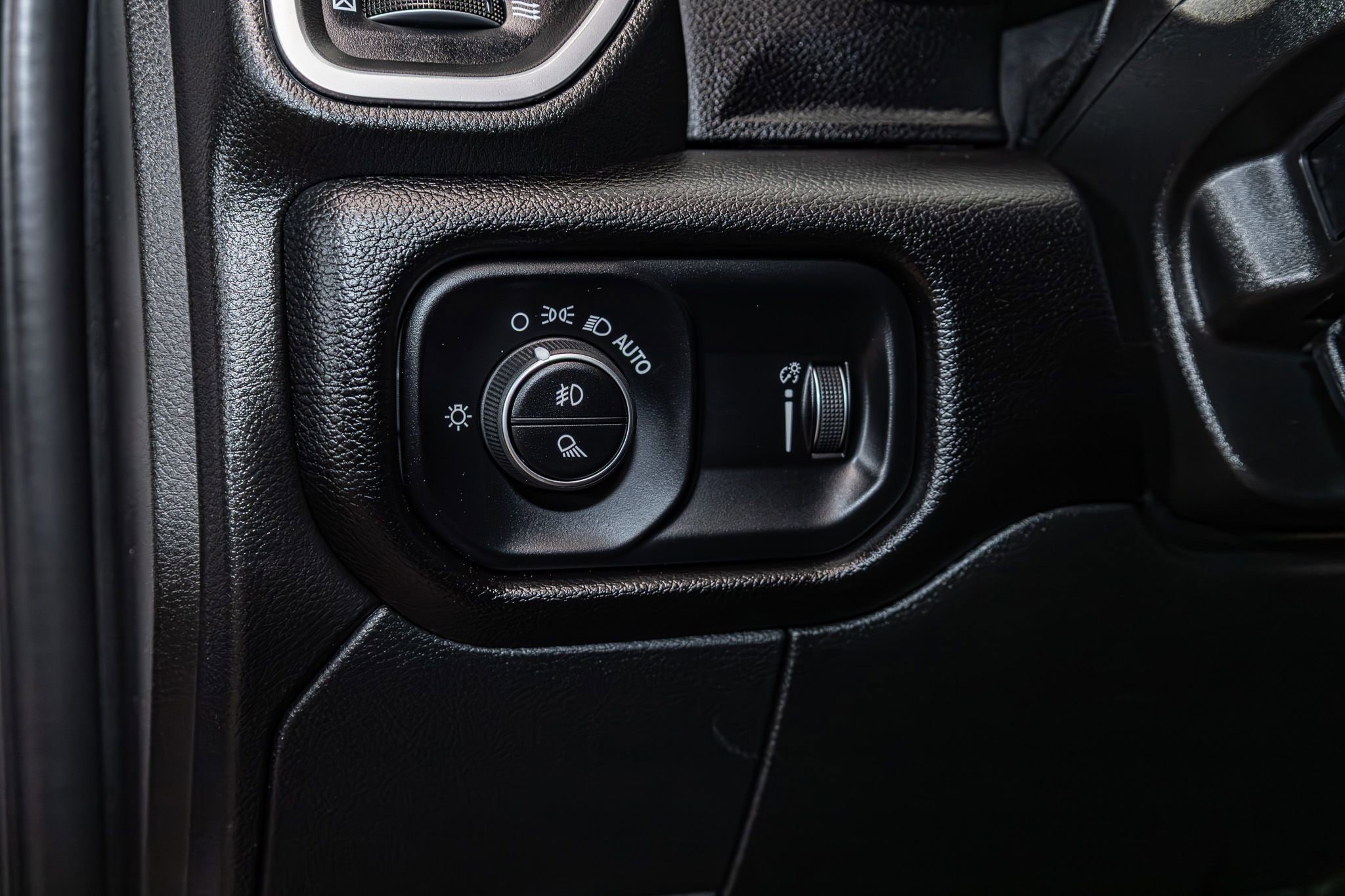 Used 2025 RAM 3500 Big Horn image 19