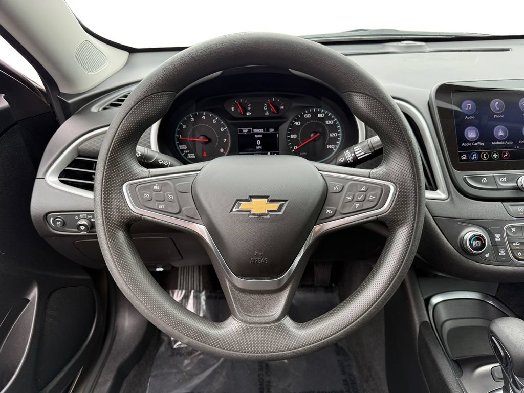 Used 2022 Chevrolet Malibu LT FWD image 12