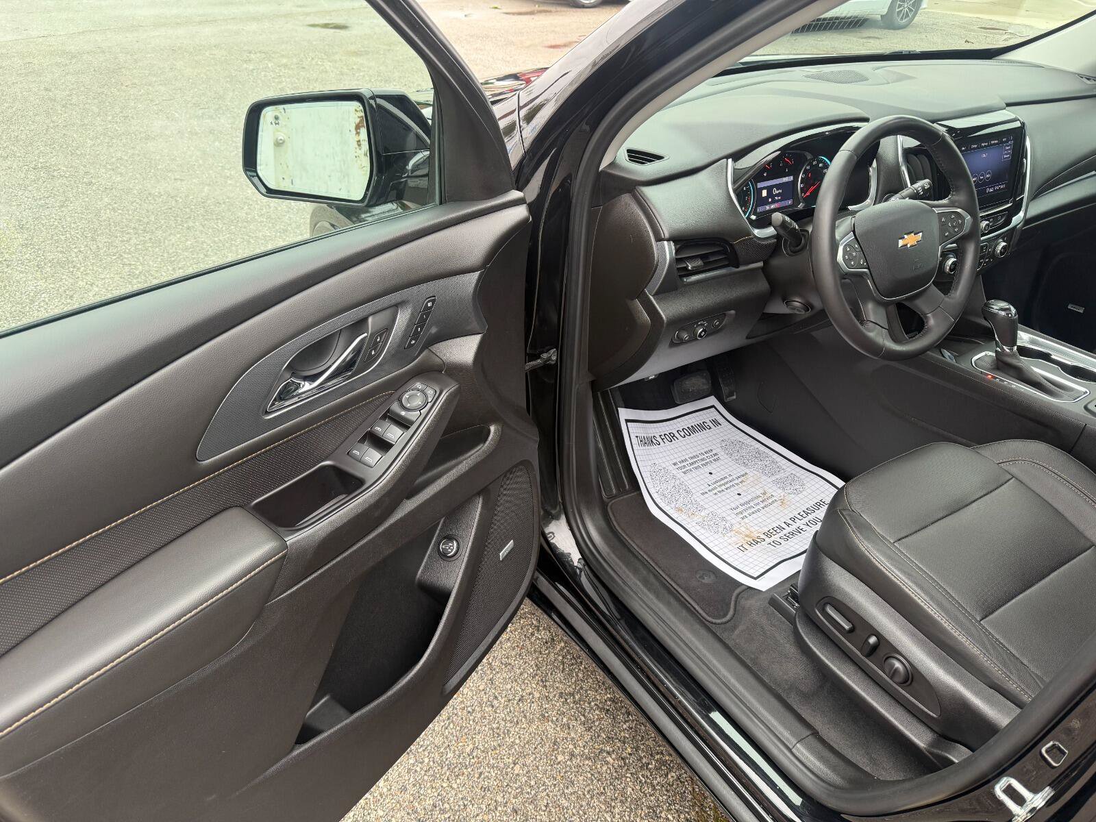 Used 2020 Chevrolet Traverse Premier AWD/4WD image 9