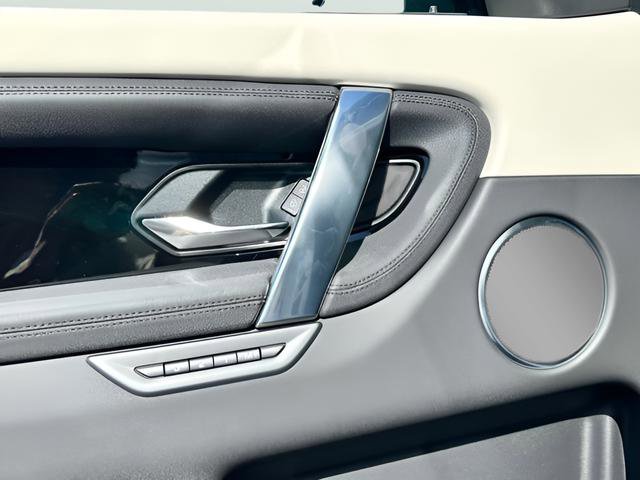 Certified 2025 Land Rover Discovery Sport S image 16