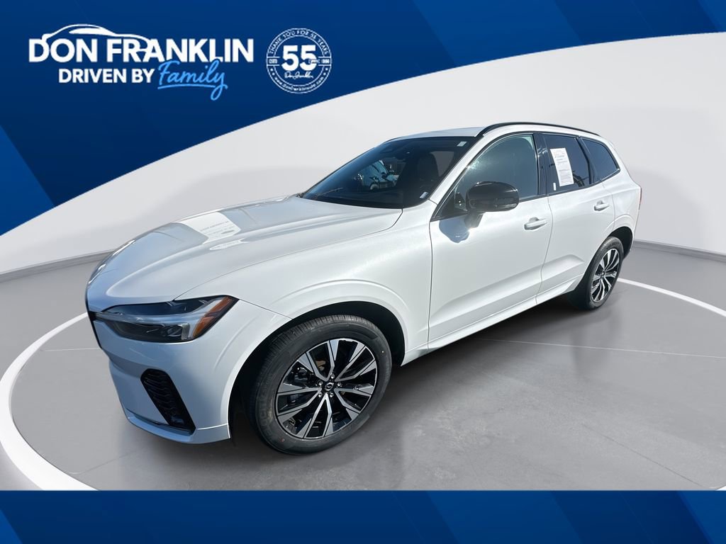 Used 2025 Volvo XC60 B5 Core AWD/4WD image 1