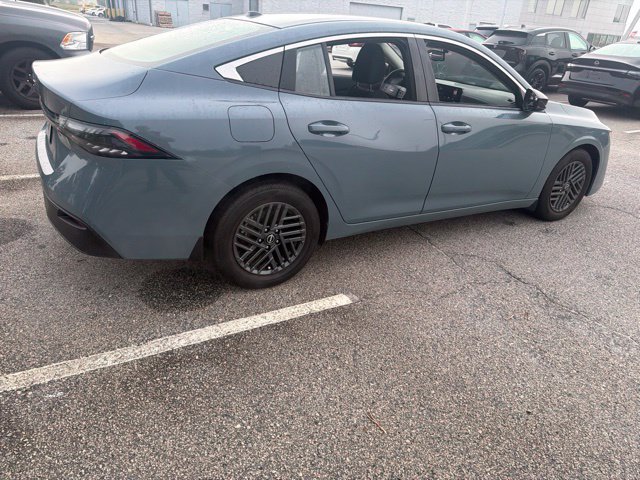 Used 2026 Nissan Sentra SV w/ SV Convenience Package FWD image 12
