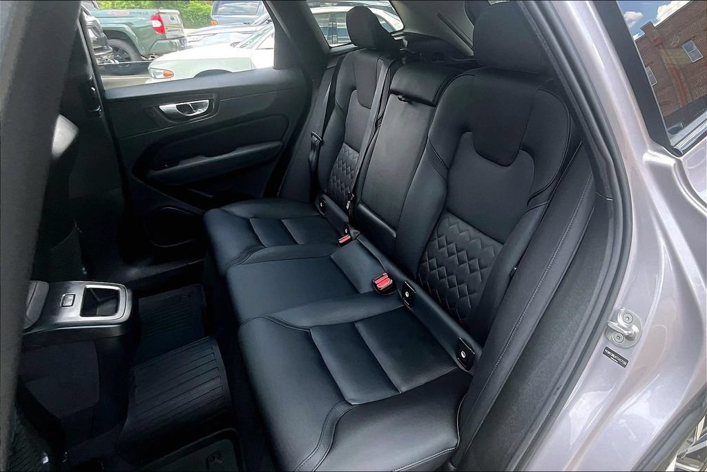 Certified 2026 Volvo XC60 B5 Plus AWD/4WD image 35