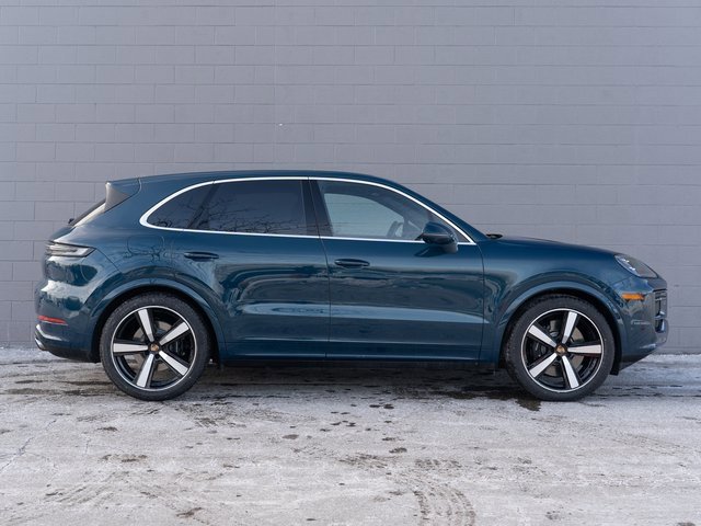 Used 2025 Porsche Cayenne S image 8