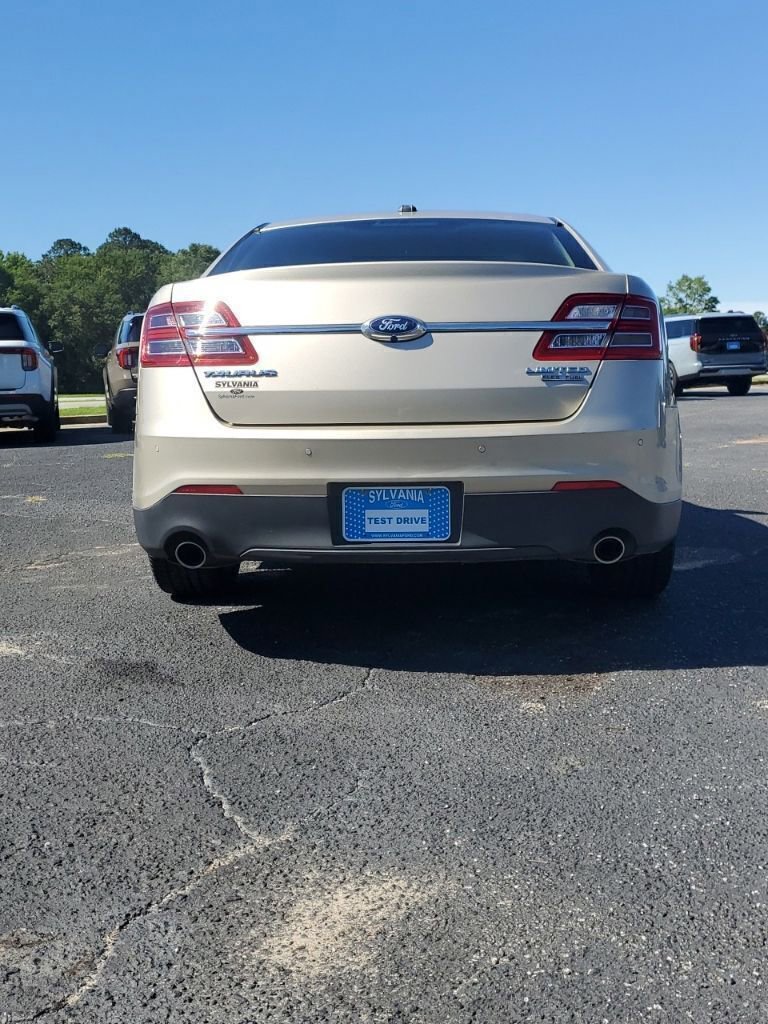 Used 2018 Ford Taurus Limited FWD image 6