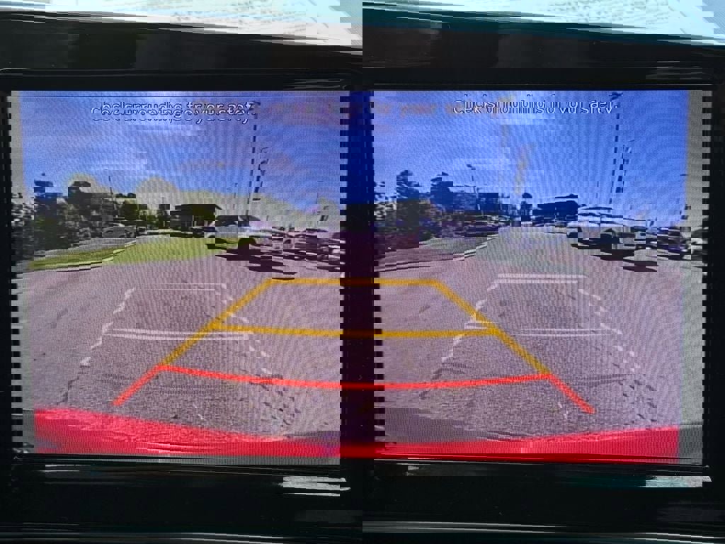 Used 2022 Hyundai Elantra SEL w/ Convenience + Premium Package image 28