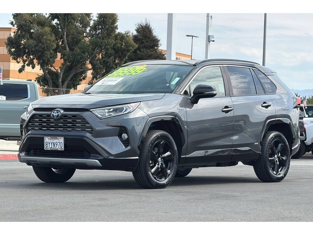 Certified 2021 Toyota RAV4 XSE w/ XSE Grade Weather Package AWD/4WD image 8