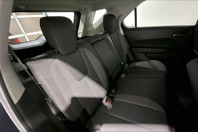 Used 2017 Chevrolet Equinox LT w/ Convenience Package image 26