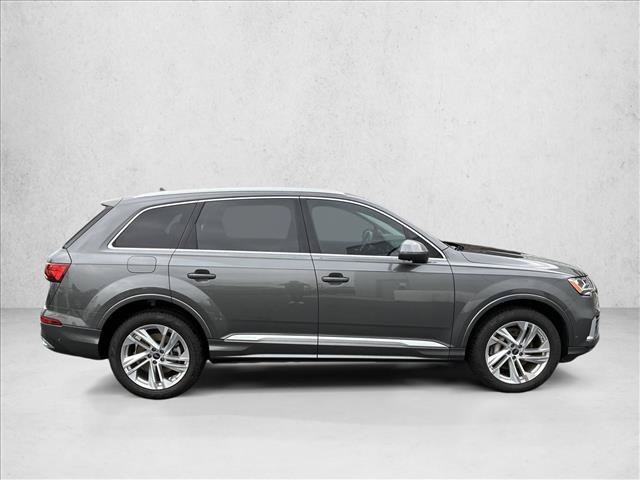 Used 2023 Audi Q7 2.0T Premium w/ Convenience Package AWD/4WD image 3