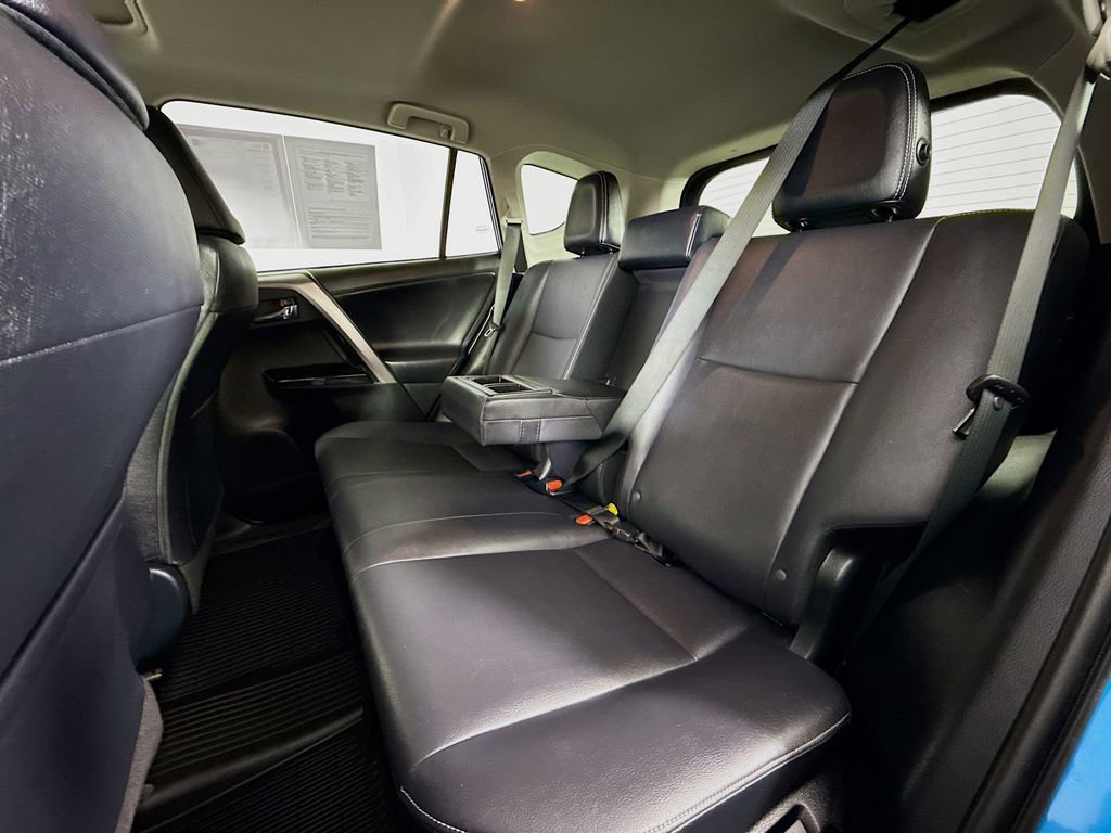 Certified 2018 Toyota RAV4 Limited w/ Advanced Technology Package image 28