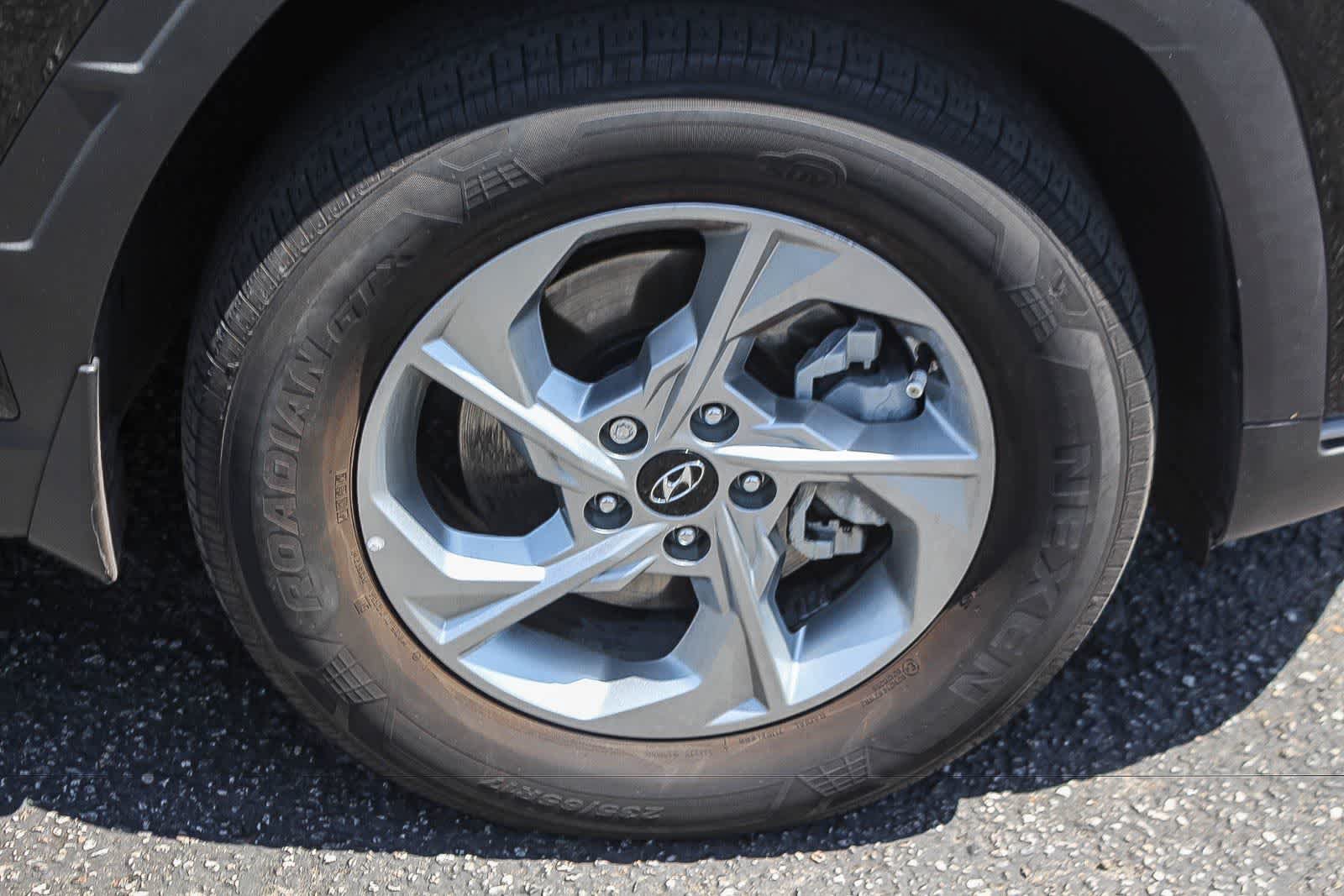 Certified 2023 Hyundai Tucson SEL AWD/4WD image 12