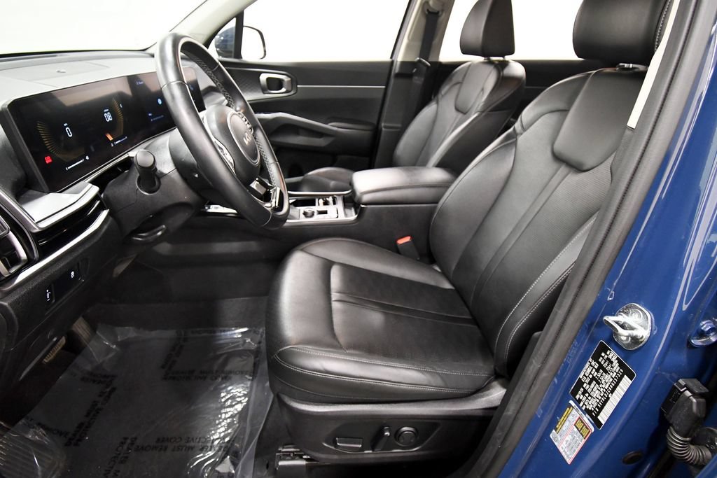 Certified 2024 Kia Sorento S AWD/4WD image 14