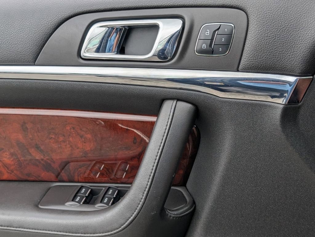 Used 2015 Lincoln MKS AWD w/ Equipment Group 201A image 25