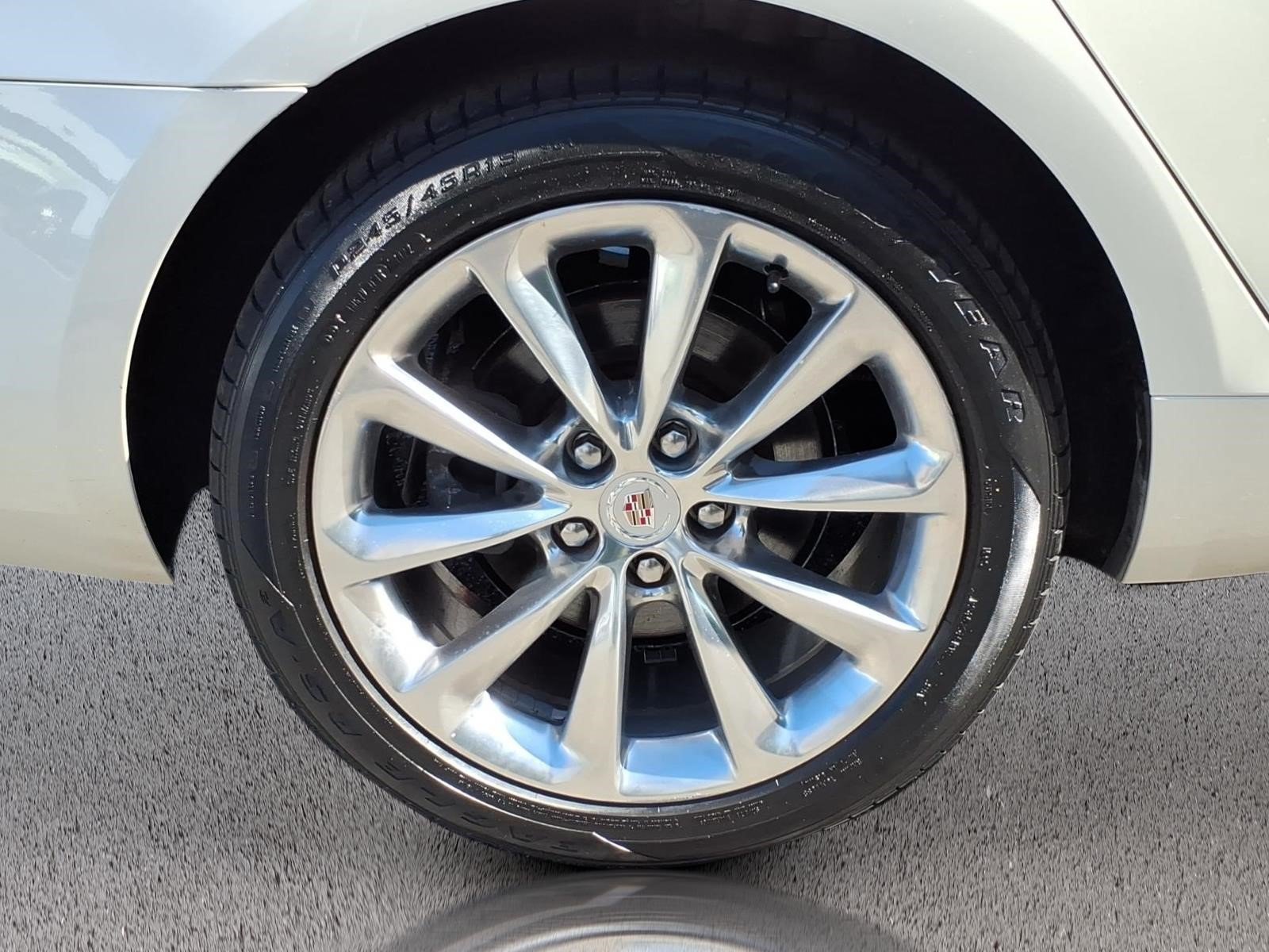 Certified 2013 Cadillac XTS Luxury FWD image 7