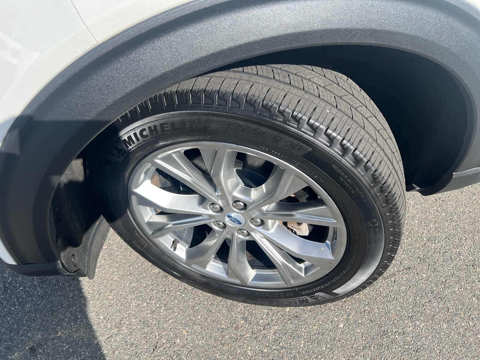 Certified 2023 Ford Explorer XLT w/ Equipment Group 202A AWD/4WD image 10