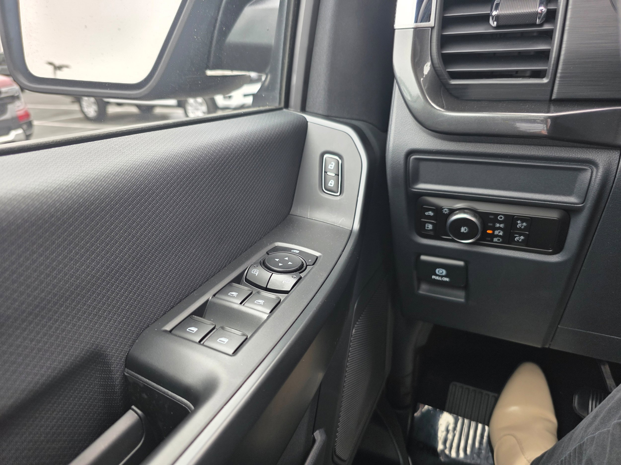 New 2026 Ford F150 STX w/ Equipment Group 200A AWD/4WD image 19